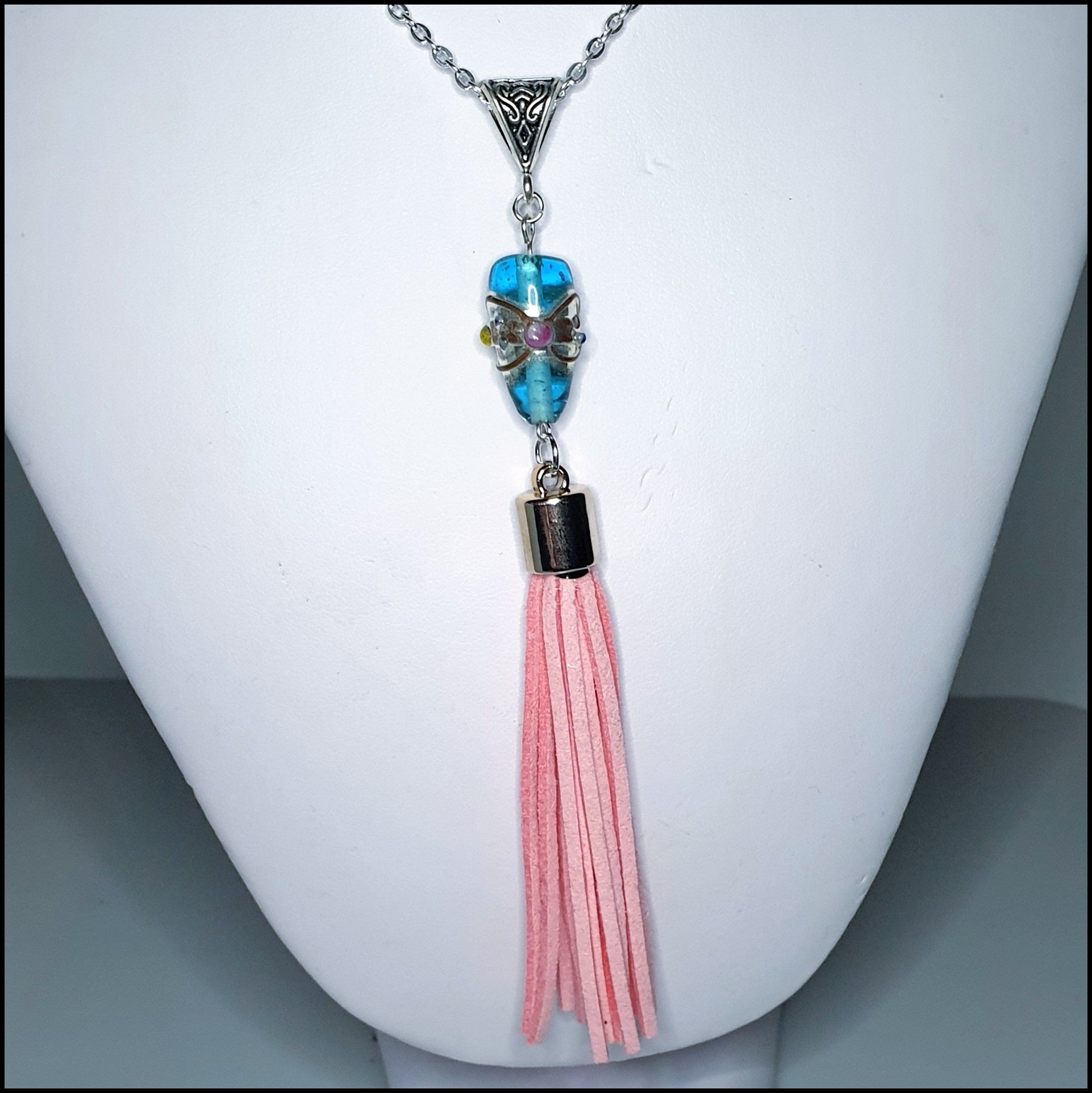 Handmade Tassel Necklace - Pink Handmade Tassel Necklace - Pink