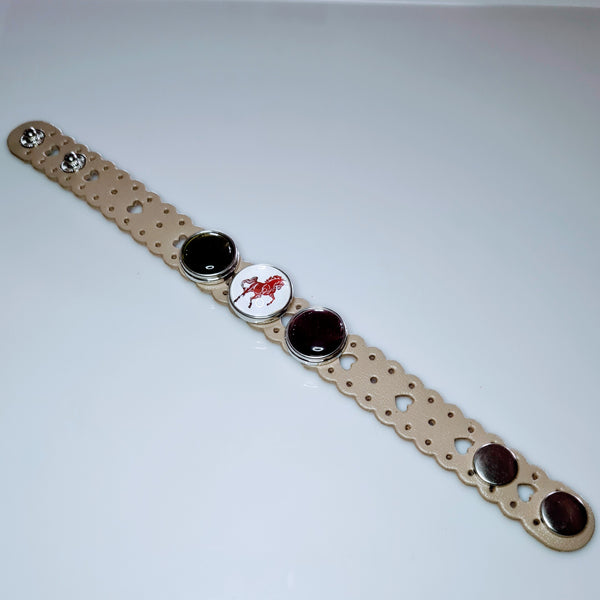 Heart Pattern Leather 3 Snap Bracelet - Tan