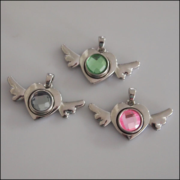 Heart with Wings Mini Snap Pendant